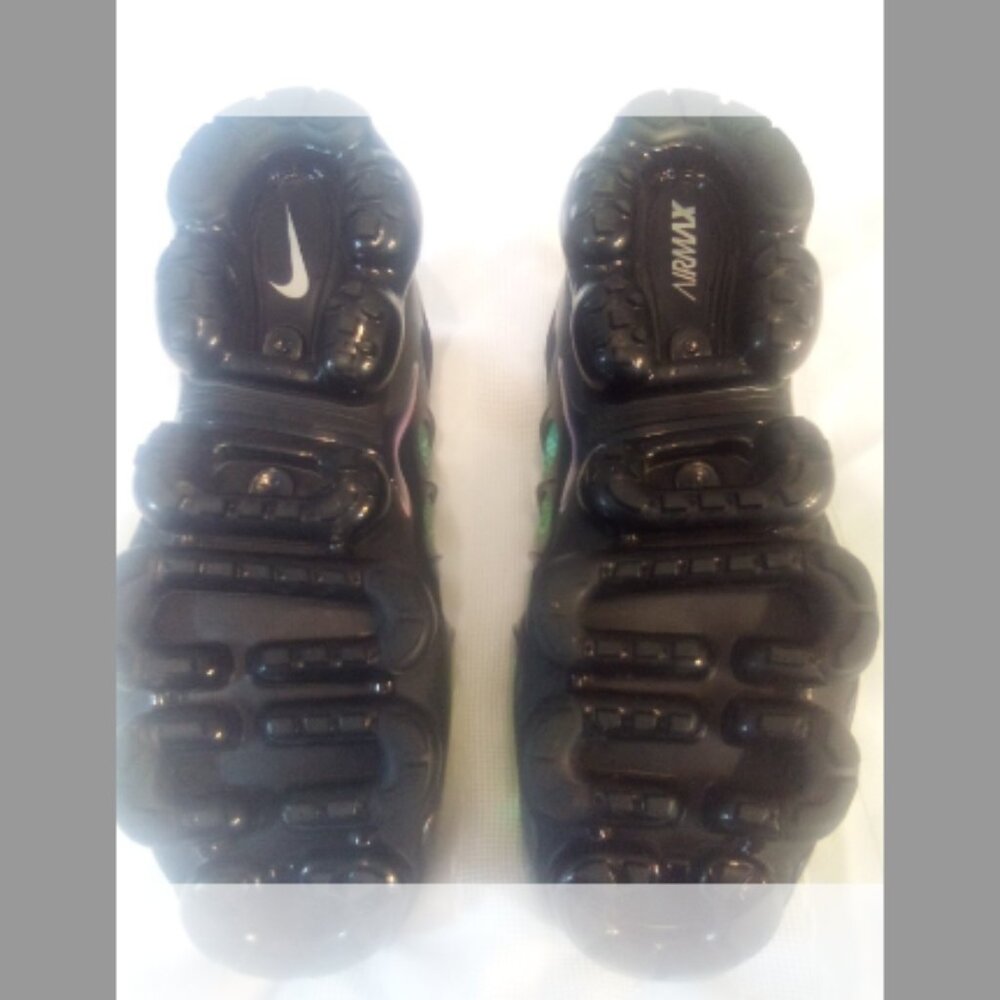 Nike Air Vapormax Plus Aurora Green Reflect Silver Black Men's SZ. 8.5  New - Picture 2 of 7